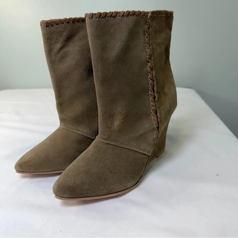 Charles by Charles David Naya Size 6.5 Tan Brown Suede Wedge Booties